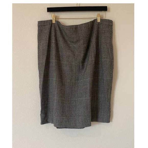 MM. Lafleur Cobble Hill in Black Cream Check Plaid Wool Pencil Skirt Size +2 - Picture 1 of 5